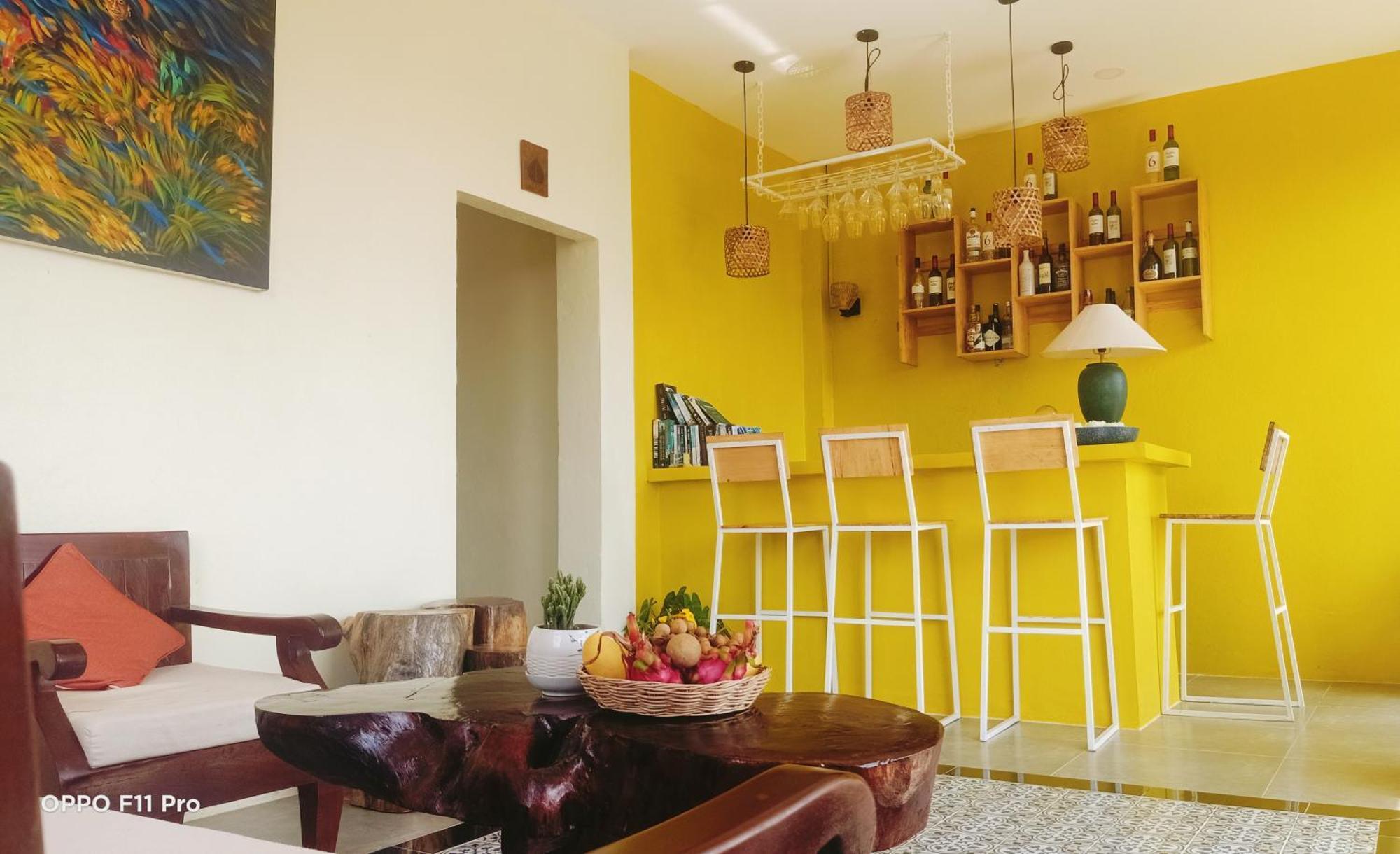 Homestay Yellow Natural House Siem Reap